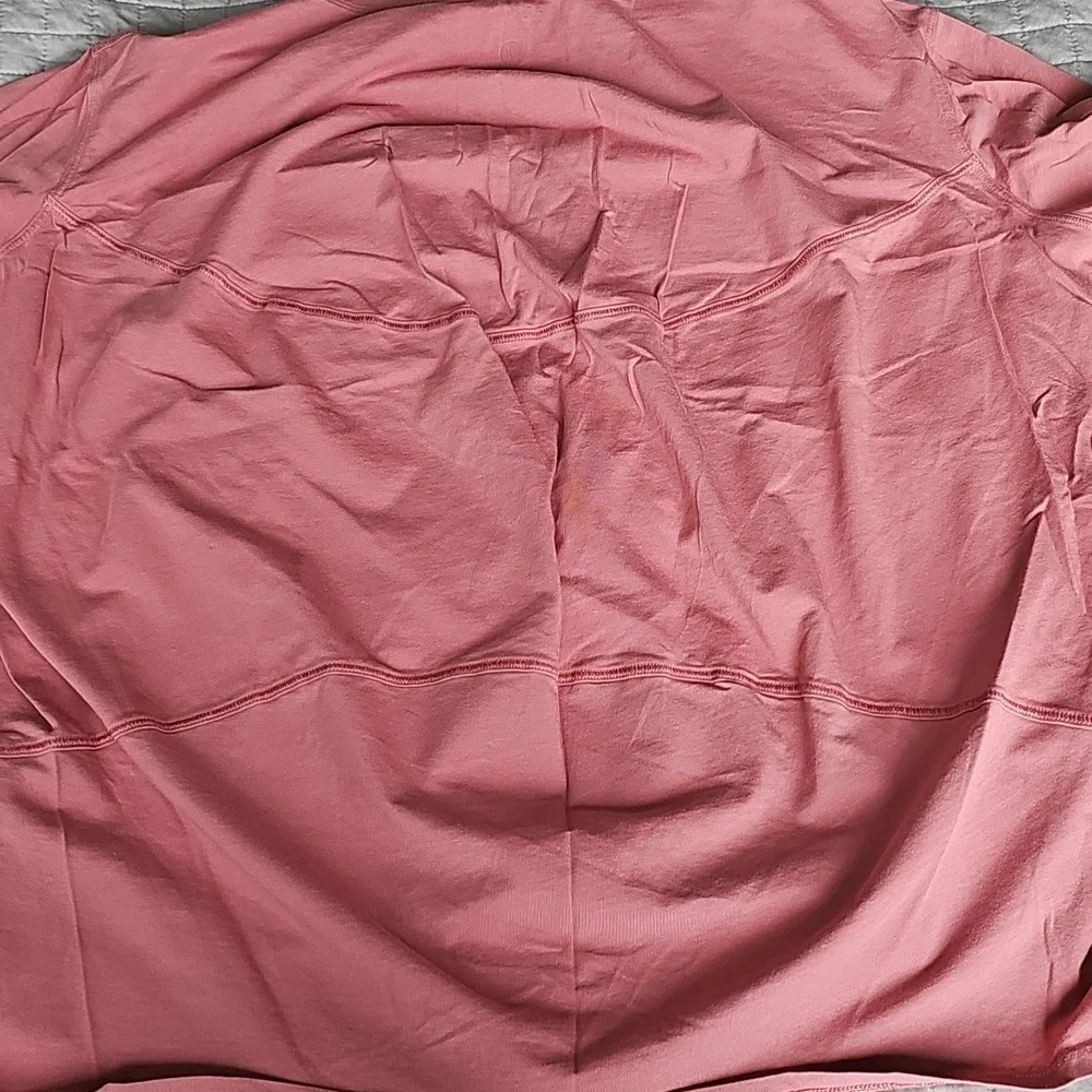 Lululemon Back In Action Top - Picture 4 of 8